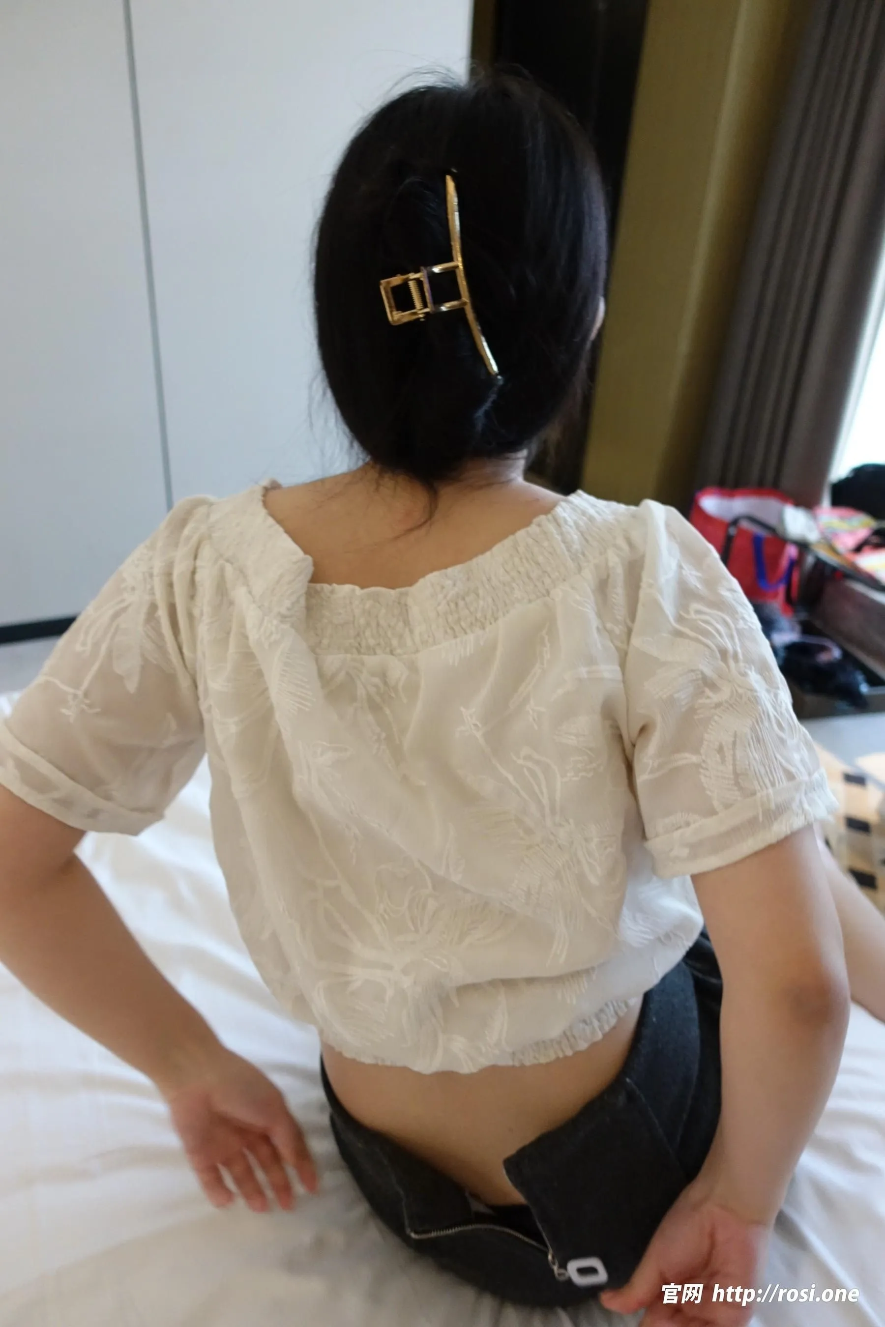 [ROSI写真]2023.06.01 NO.4196 [47P]插图1